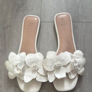 A New Day White Floral Sandals with Medium Heel